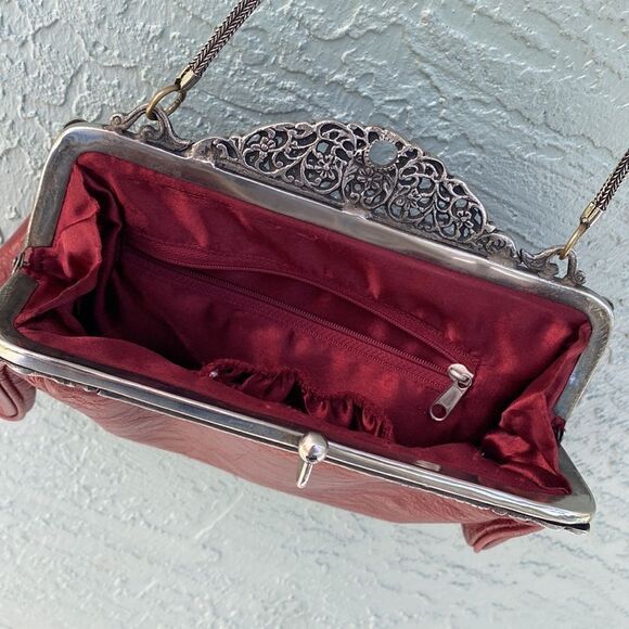 Unique Leather Beaded Purse - Picture 5 of 16